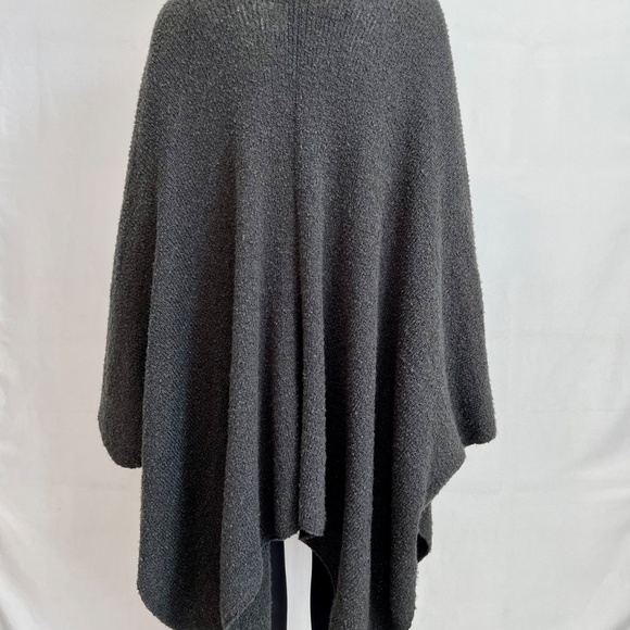 Vince Camuto Cape-Style Sweater Laganlook Wrap, Size OS, Gray - Picture 7 of 11
